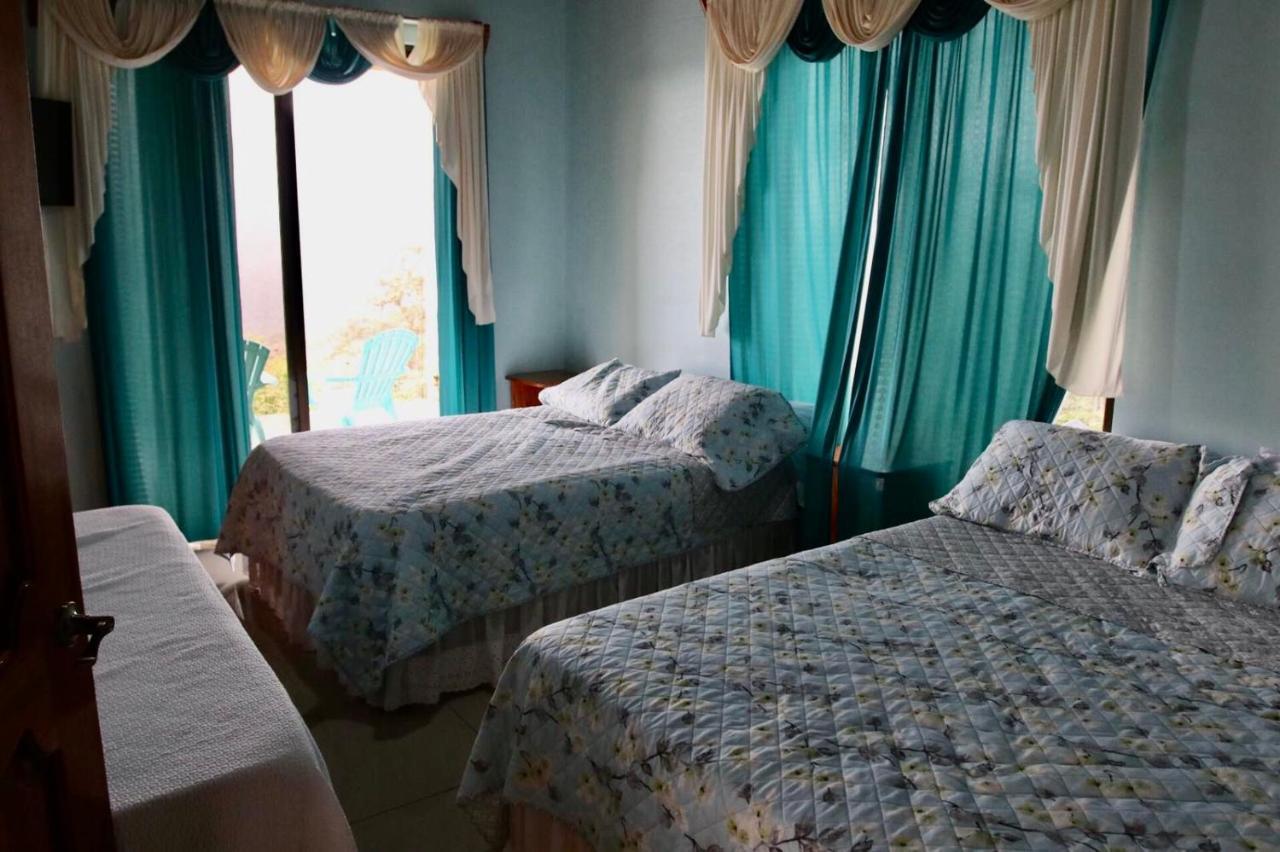 Las Pavitas Cottages La Fortuna Exterior photo