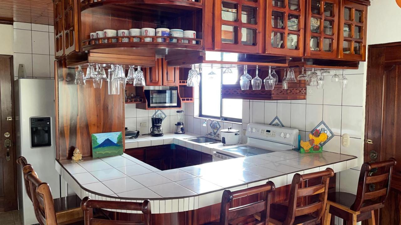 Las Pavitas Cottages La Fortuna Exterior photo