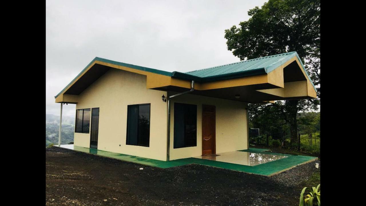 Las Pavitas Cottages La Fortuna Exterior photo